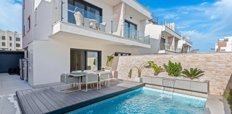 4 dormitorios Villa en Tan Chanh, Vietnam No. 111153