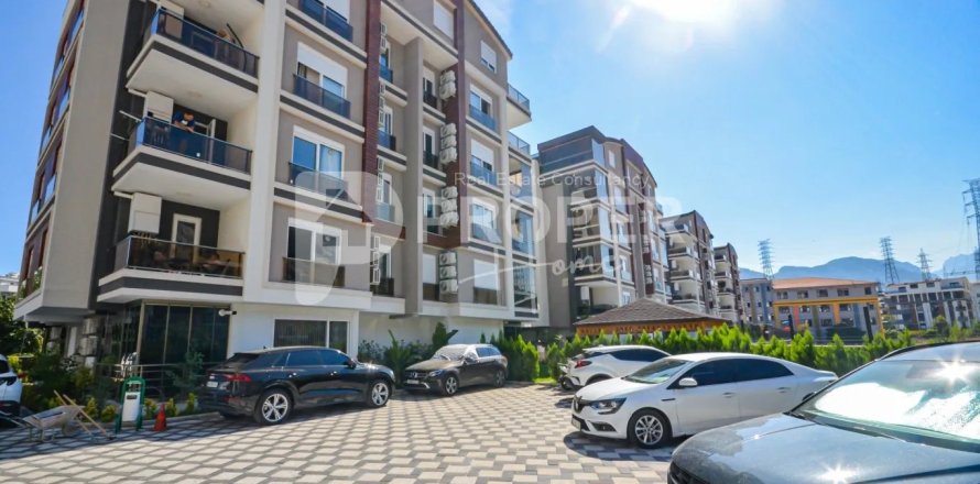 Квартира с 5 комнатами в Коньяалты, Турция №11674