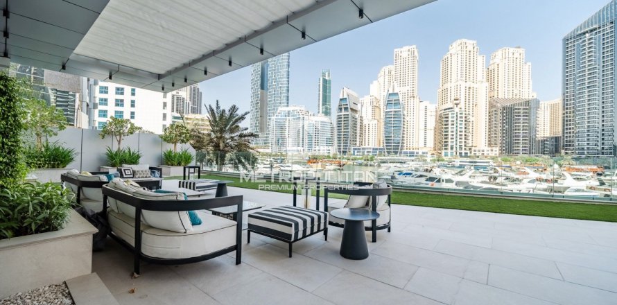 5 bedrooms Villa in Dubai Marina, UAE No. 119586