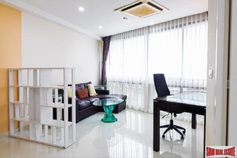 3 bedrooms Apartment in Bangkok, Thailand No. 98131 11