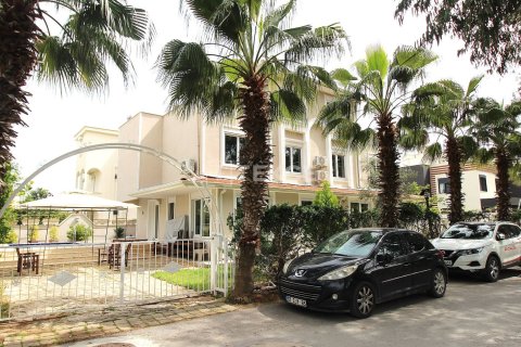 6 dormitorios Villa en Serik, Turkey No. 84706