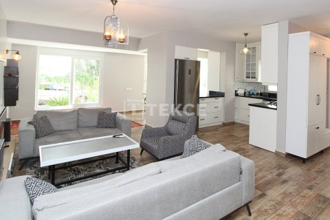 6 bedrooms Villa in Vu Xa, Vietnam No. 84706 13