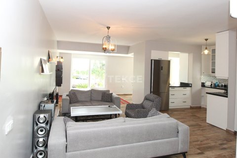 6 bedrooms Villa in Vu Xa, Vietnam No. 84706 15