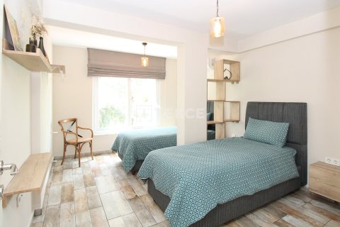 6 bedrooms Villa in Vu Xa, Vietnam No. 84706 27