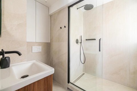 2 bedrooms Apartment in Cannes, France No. 82364 8