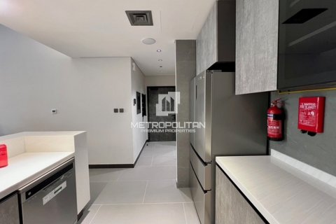 2 bedrooms Apartment in Xuong Giang, Vietnam No. 94655 2