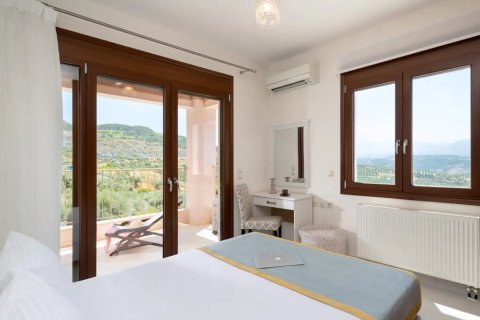 4 rooms Villa in Heraklion, Greece No. 55474 17
