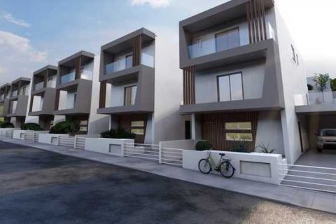 5 bedrooms House in Mesa Geitonia, Cyprus No. 31070 1