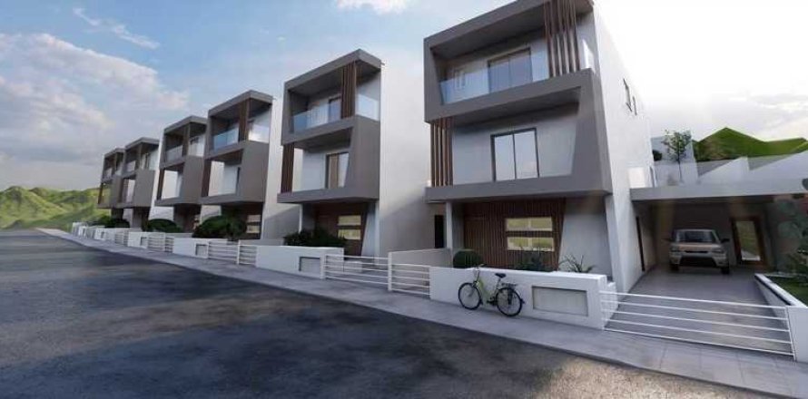 5 bedrooms House in Mesa Geitonia, Cyprus No. 31070