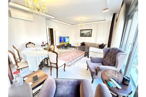 3 bedrooms Apartment in Kadikoy, Turkey No. 125253