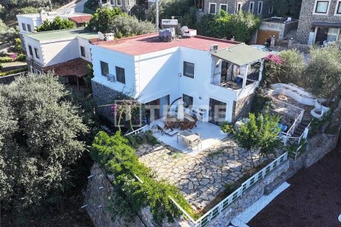 Вилла с 4 спальнями в Бодрум, Турция №125627