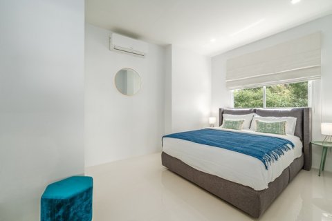 15 bedrooms Penthouse in Karon, Thailand No. 96685 3