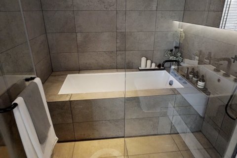 Кондоминиум  с 2 спальнями в Бангкок, Таиланд №98334 4