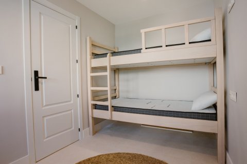 4 bedrooms Properties in Tan Xuan, Vietnam No. 27123 3