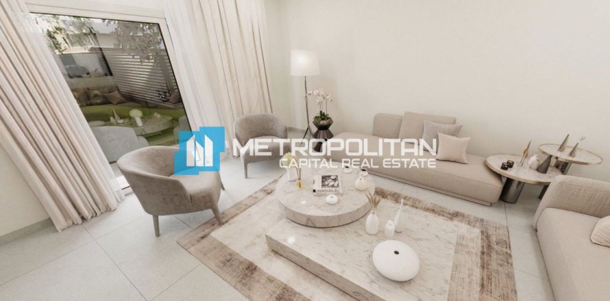 4 dormitorios Villa en Al Hadid W Al Solb Old Housing, Vietnam No. 121045