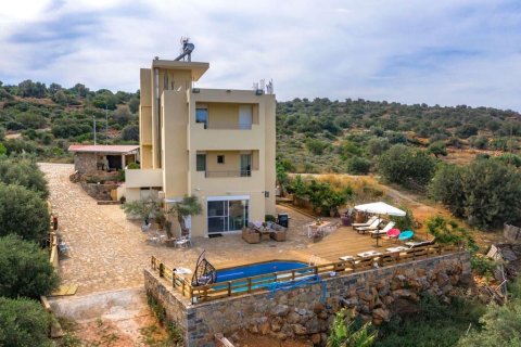 7 bedrooms Maisonette in Lasithi, Greece No. 107377 1