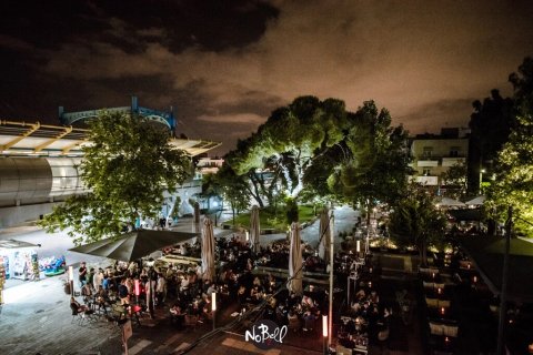 Готовый бизнес с 1 комнатой в Амарусион, Греция №109204