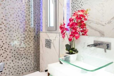 3 bedrooms Apartment in Agios Tychonas, Cyprus No. 40644 10