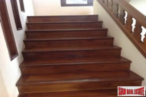 3 bedrooms Villa in Ko Samui, Thailand No. 95696 4