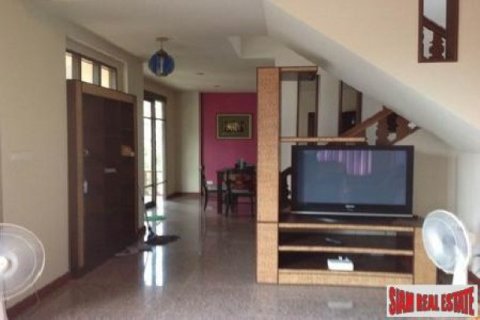 3 bedrooms Villa in Ko Samui, Thailand No. 95696 5