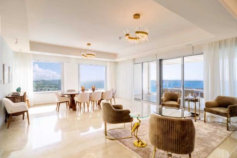 4 bedrooms Penthouse in Pyrgos, Cyprus No. 103366 2