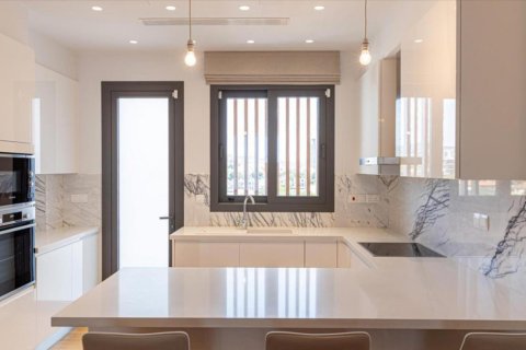 Studio Apartment in Limassol, Cyprus No. 106310 2