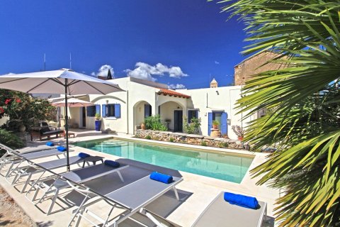 Дом с 3 спальнями в Ханья, Греция №23973 1