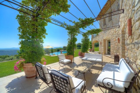 7 bedrooms Villa in Tourrettes-sur-Loup, France No. 68702 3