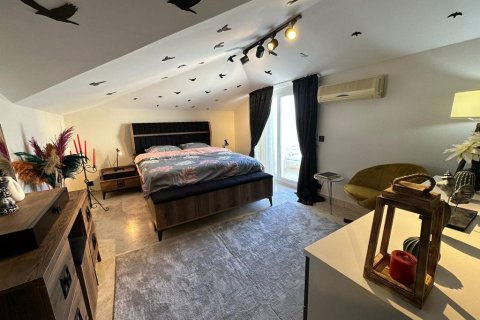 4 bedrooms Apartment in Phong Thanh Tay A, Vietnam No. 13899 1