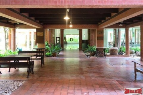 6 bedrooms House in Bangkok, Thailand No. 96924 15