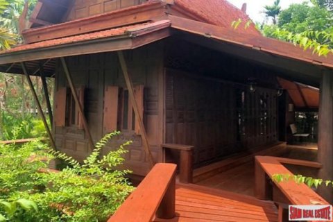 6 bedrooms House in Bangkok, Thailand No. 96924 19