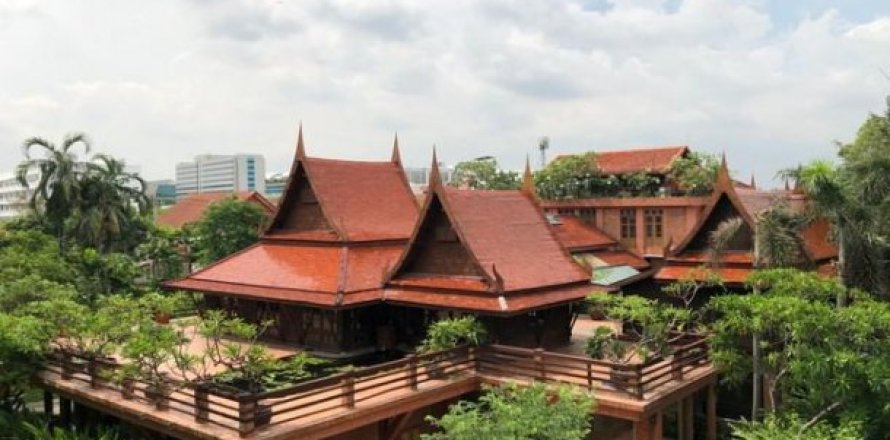 6 bedrooms House in Bangkok, Thailand No. 96924