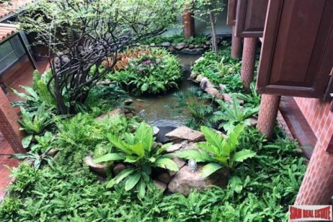 6 bedrooms House in Bangkok, Thailand No. 96924 9