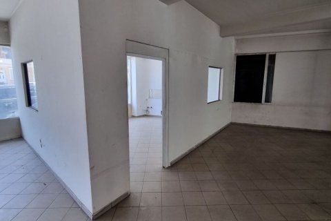 840m² Commercial property in Evosmos, Greece No. 108596 8