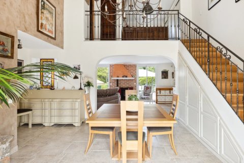 4 bedrooms Villa in Peymeinade, France No. 67929 7