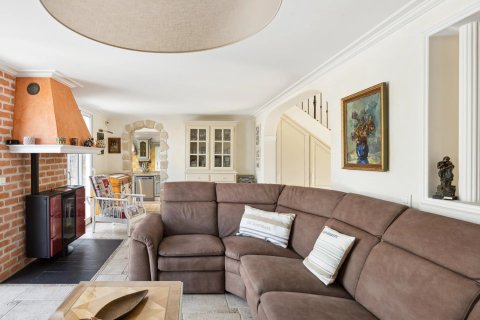 4 bedrooms Villa in Peymeinade, France No. 67929 6