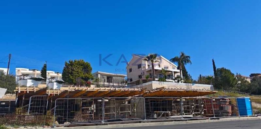 2 bedrooms Apartment in Limassol, Cyprus No. 73938