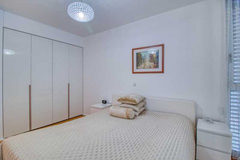 2 chambres Appartement à Limassol, Cyprus No. 65873 9