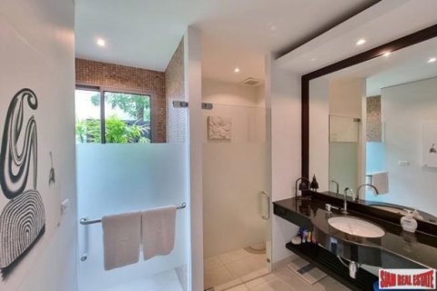 3 bedrooms Apartment in Kata, Thailand No. 97219 8
