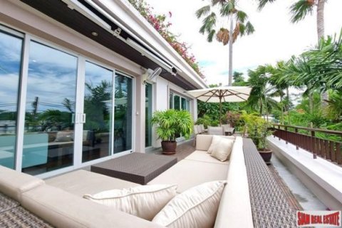 3 bedrooms Apartment in Kata, Thailand No. 97219 26