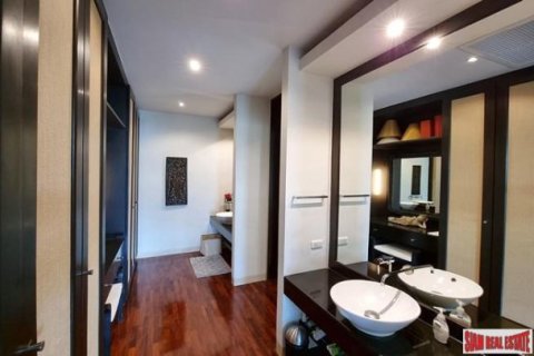 3 bedrooms Apartment in Kata, Thailand No. 97219 22