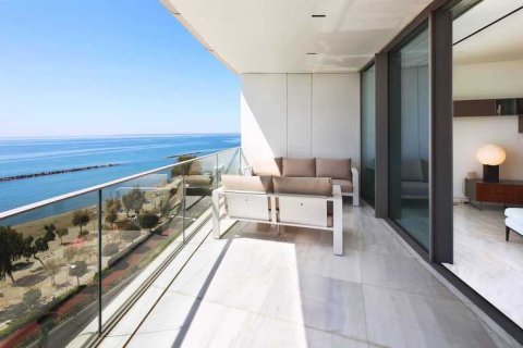 2 bedrooms Apartment in Limassol, Cyprus No. 32167 14