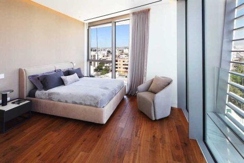 2 bedrooms Apartment in Limassol, Cyprus No. 32167 13