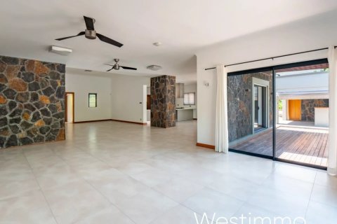 7 bedrooms House in Black River, Mauritius No. 53419 6