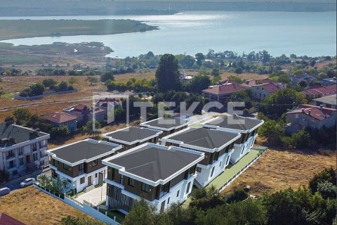 4 dormitorios Villa en Istanbul, Turkey No. 74054 1