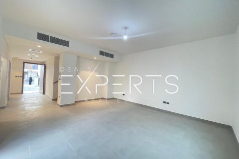 4 bedrooms Villa in Darna, Vietnam No. 86910 3