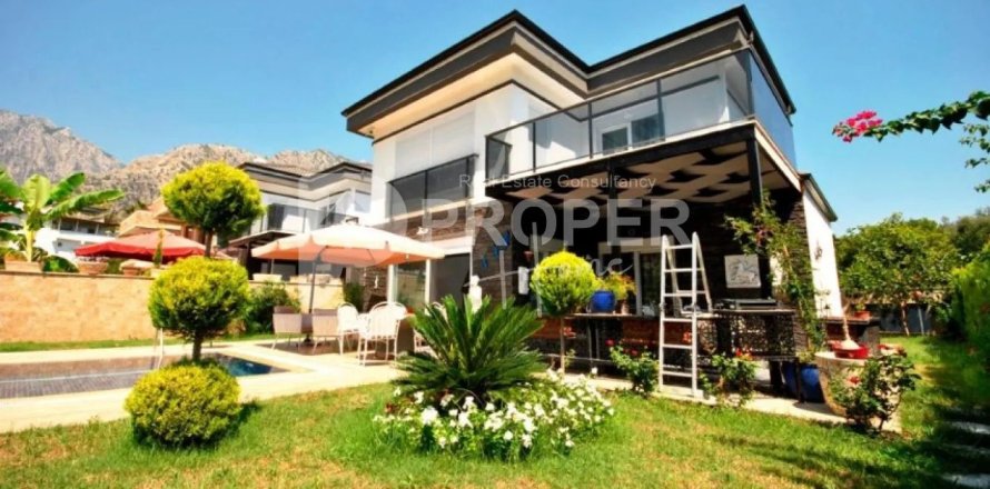 5 habitaciones Villa en Nenh, Vietnam No. 14053