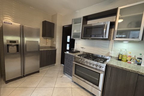 3 bedrooms Apartment in Panama City, Panama No. 112638 15