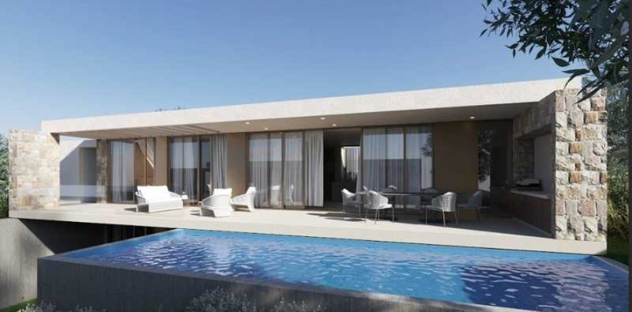 4 bedrooms Villa in Paphos, Cyprus No. 70024