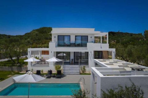 Дом с 3 спальнями в Закинтос, Греция №24706 2